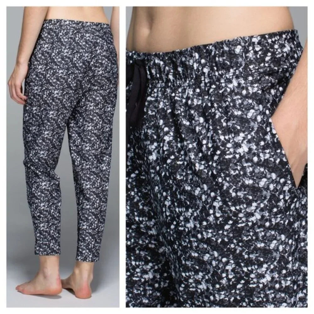 Lululemon Jet Crop XL/XXL Shimmy Shimmer Black White